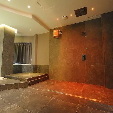 Up Wellness & 4* Foggia