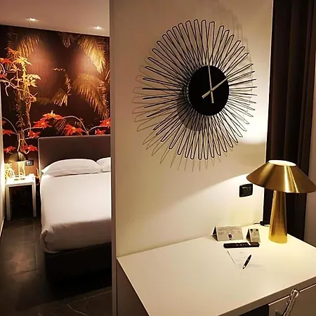 Up Wellness & Ξενοδοχείο 4*