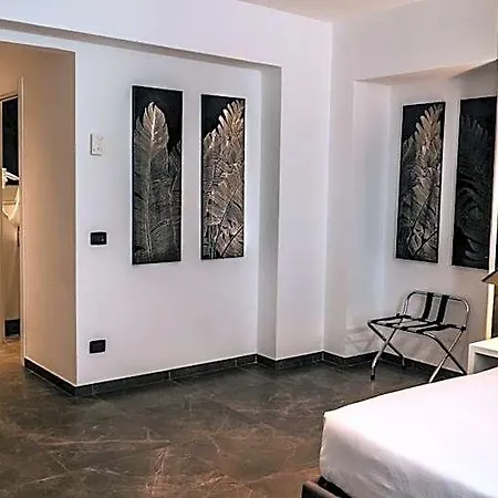 Up Wellness & Ξενοδοχείο 4*