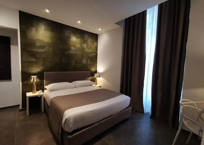 מלון Up Wellness &