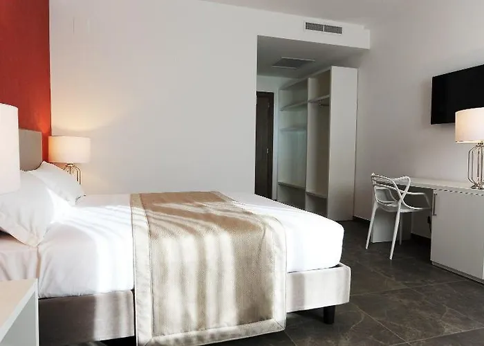 Up Wellness & 4* פויג'ה