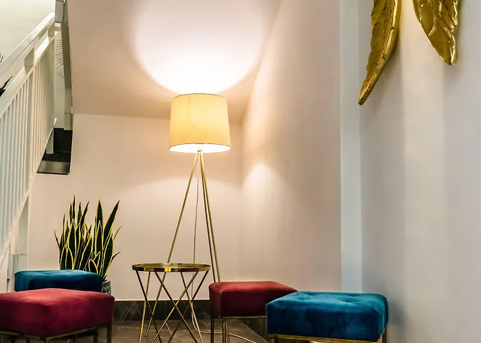 מלון Up Wellness & 4*