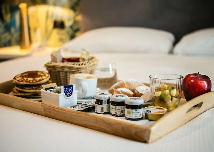 Up Wellness & מלון 4*